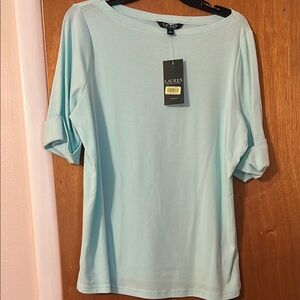 Women's mint green Top